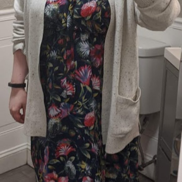 Hey there! It's Danielle - Picture 8 of 16